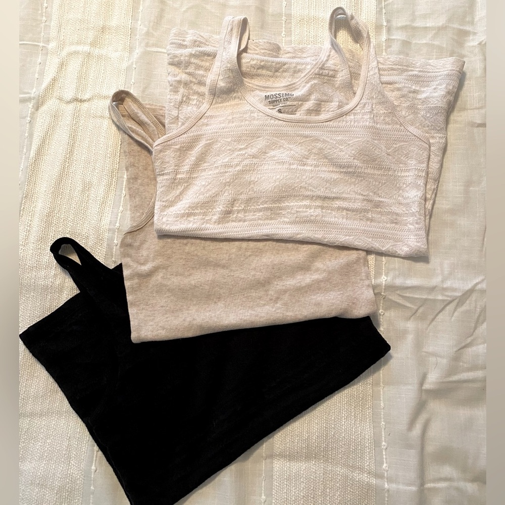 Mossimo Women’s Lot of 3 tank tops Small Black, white and tan